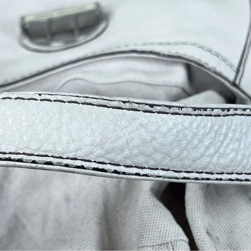 Michael Kors White Shoulder Bag with‎ Silver Hardware